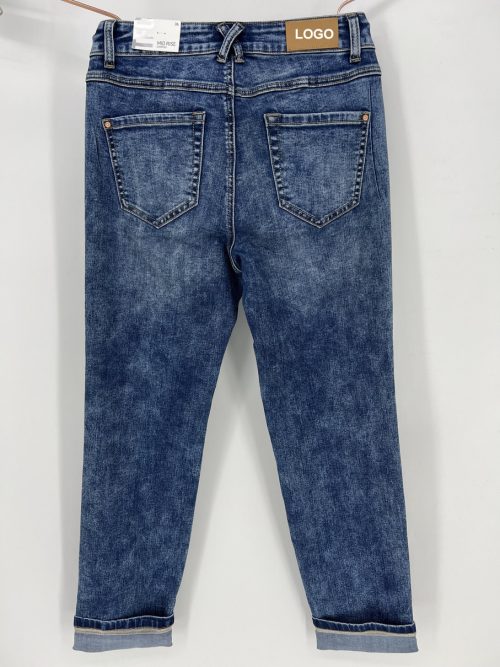 stretch denim jeans, cotton spandex jeans, washed blue denim, chain detail jeans, urban style jeans, mid-rise straight jeans, custom logo denim, casual streetwear jeans, stretchy denim pants, stylish jeans with chain