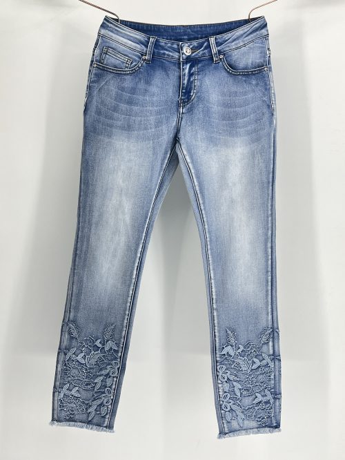 Custom-made ladies' jeans